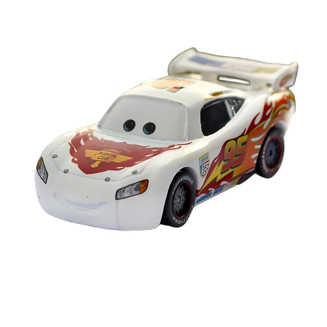 Disney Pixar Cars 3 Toys Lightning Mcqueen Mack Uncle Collection 1:55 Diecast Vehicles Alloy Car Toy Model For Children Gift