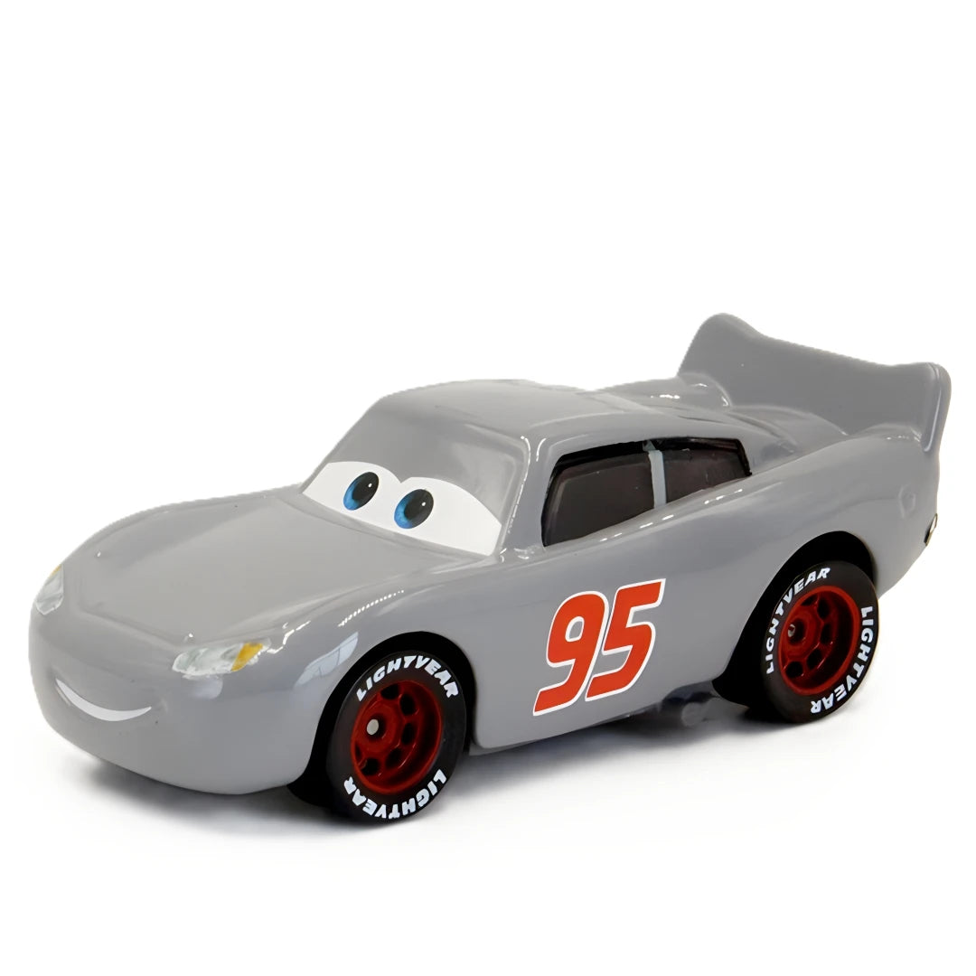 Disney Pixar Cars 3 Toys Lightning Mcqueen Mack Uncle Collection 1:55 Diecast Vehicles Alloy Car Toy Model For Children Gift